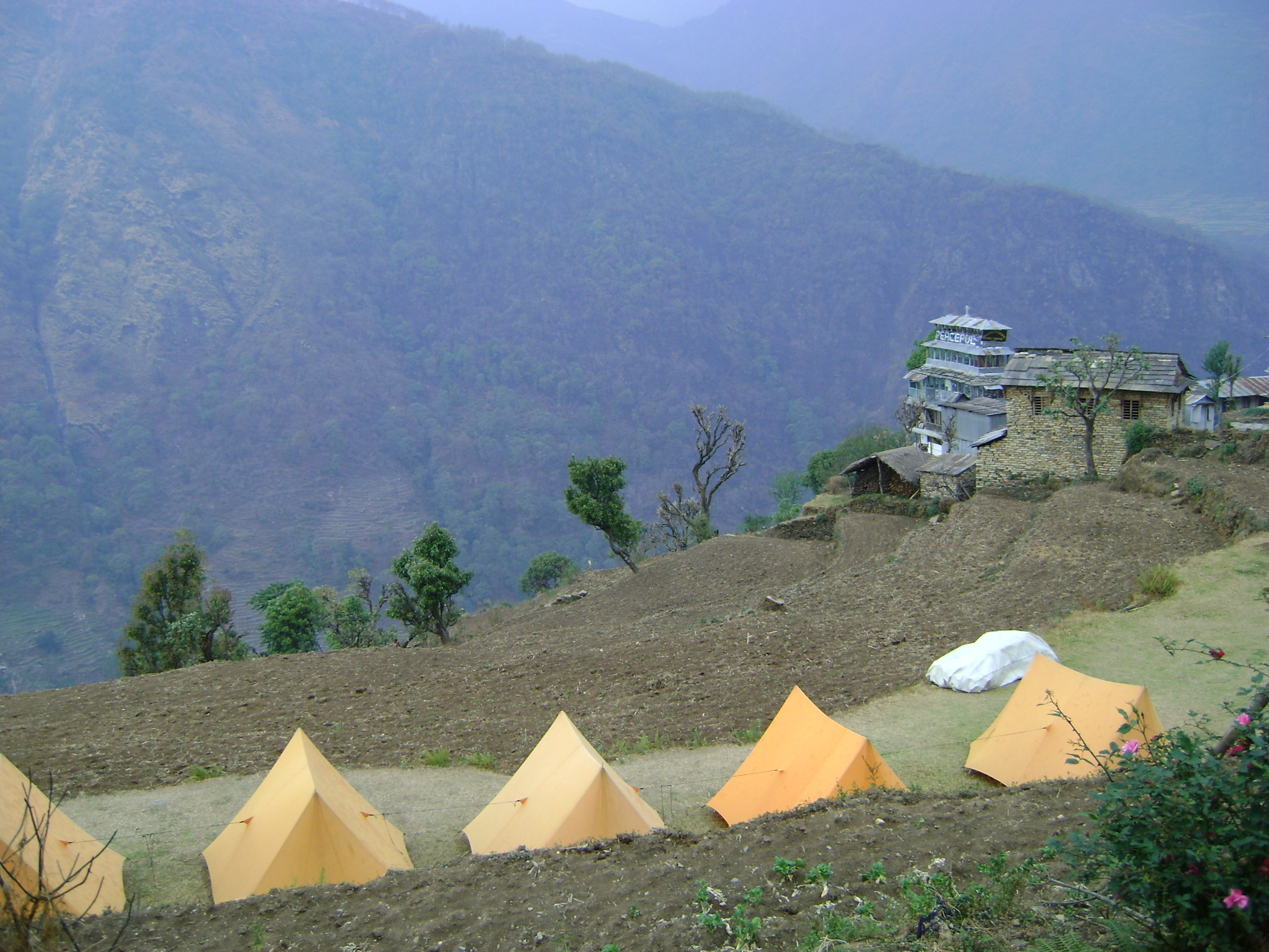 Camping trek in Nepal